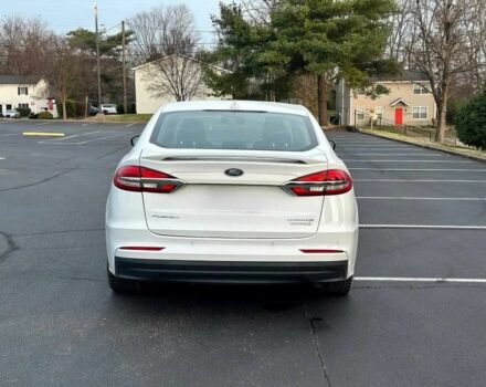 Белый Форд Фьюжн, объемом двигателя 2 л и пробегом 34 тыс. км за 9000 $, фото 5 на Automoto.ua