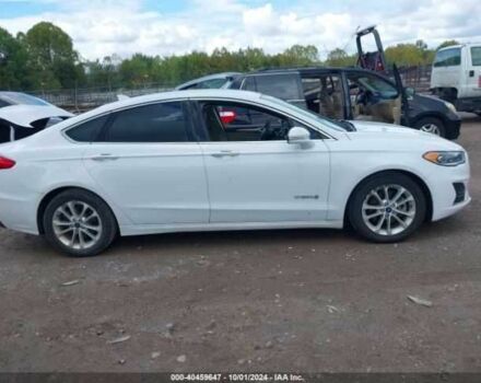 Білий Форд Фьюжен, об'ємом двигуна 2 л та пробігом 118 тис. км за 2100 $, фото 12 на Automoto.ua