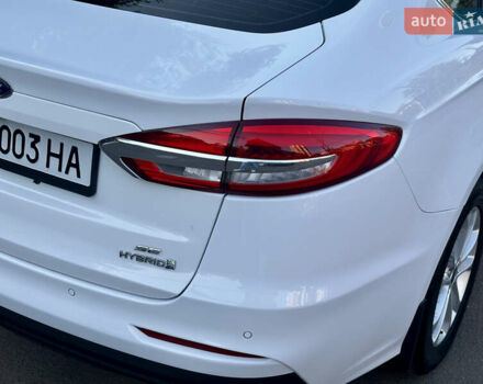 Белый Форд Фьюжн, объемом двигателя 2 л и пробегом 147 тыс. км за 16500 $, фото 14 на Automoto.ua