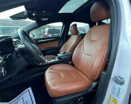 Форд Фьюжн 2019 в Львове на Automoto.ua Белый Форд Фьюжн, объемом двигателя 2 л и пробегом 60 тыс. км за 3000 $, фото 6 на Automoto.ua