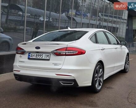 Белый Форд Фьюжн, объемом двигателя 2 л и пробегом 55 тыс. км за 14900 $, фото 3 на Automoto.ua