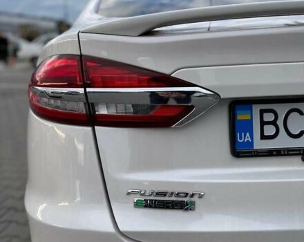 Белый Форд Фьюжн, объемом двигателя 2 л и пробегом 84 тыс. км за 21500 $, фото 11 на Automoto.ua