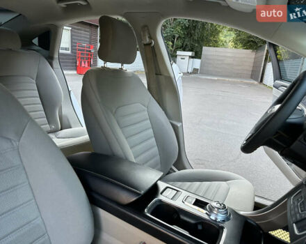 Белый Форд Фьюжн, объемом двигателя 2 л и пробегом 147 тыс. км за 16500 $, фото 40 на Automoto.ua