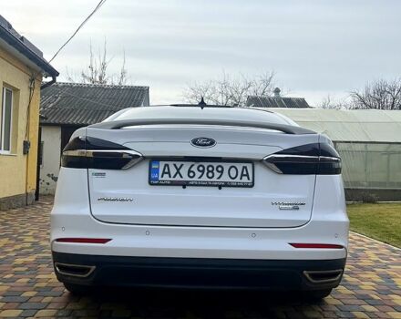 Белый Форд Фьюжн, объемом двигателя 2 л и пробегом 148 тыс. км за 13500 $, фото 2 на Automoto.ua