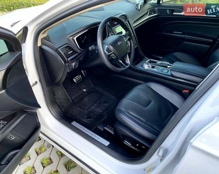 Белый Форд Фьюжн, объемом двигателя 2 л и пробегом 165 тыс. км за 15799 $, фото 47 на Automoto.ua