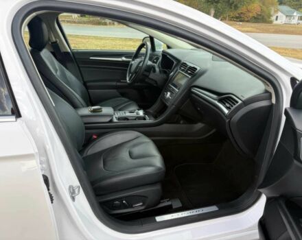 Белый Форд Фьюжн, объемом двигателя 2 л и пробегом 33 тыс. км за 6800 $, фото 7 на Automoto.ua