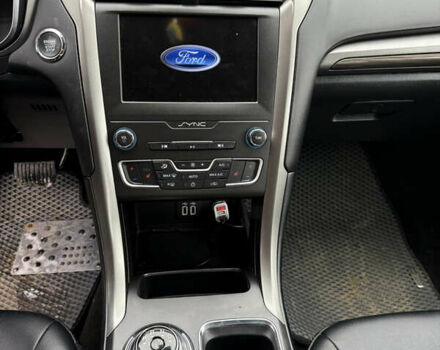 Белый Форд Фьюжн, объемом двигателя 1.5 л и пробегом 105 тыс. км за 14500 $, фото 6 на Automoto.ua