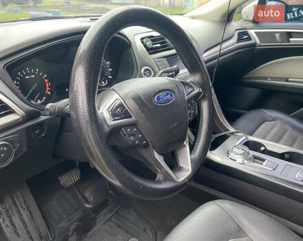 Белый Форд Фьюжн, объемом двигателя 2.49 л и пробегом 241 тыс. км за 13500 $, фото 8 на Automoto.ua