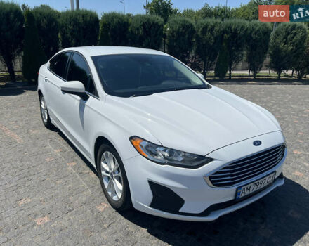 Форд Фьюжн 2019 в Житомире на Automoto.ua Белый Форд Фьюжн, объемом двигателя 1.5 л и пробегом 70 тыс. км за 13600 $, фото 1 на Automoto.ua