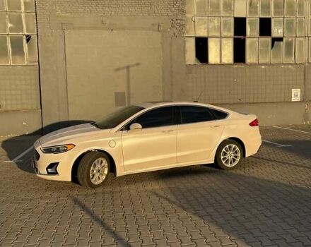 Белый Форд Фьюжн, объемом двигателя 2 л и пробегом 84 тыс. км за 21500 $, фото 34 на Automoto.ua