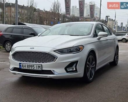 Белый Форд Фьюжн, объемом двигателя 2 л и пробегом 55 тыс. км за 14900 $, фото 1 на Automoto.ua