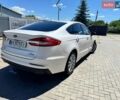 Білий Форд Фьюжен, об'ємом двигуна 2 л та пробігом 75 тис. км за 17500 $, фото 2 на Automoto.ua