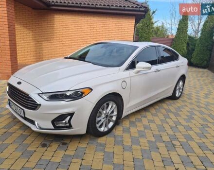 Белый Форд Фьюжн, объемом двигателя 2 л и пробегом 84 тыс. км за 17800 $, фото 9 на Automoto.ua