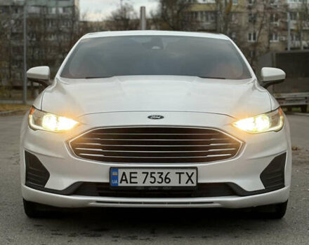 Белый Форд Фьюжн, объемом двигателя 2 л и пробегом 40 тыс. км за 15800 $, фото 8 на Automoto.ua
