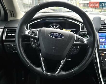 Белый Форд Фьюжн, объемом двигателя 2 л и пробегом 55 тыс. км за 14900 $, фото 22 на Automoto.ua