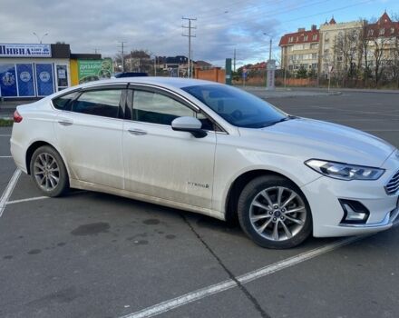 Белый Форд Фьюжн, объемом двигателя 2 л и пробегом 222 тыс. км за 12000 $, фото 6 на Automoto.ua