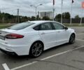 Білий Форд Фьюжен, об'ємом двигуна 2 л та пробігом 136 тис. км за 16000 $, фото 4 на Automoto.ua