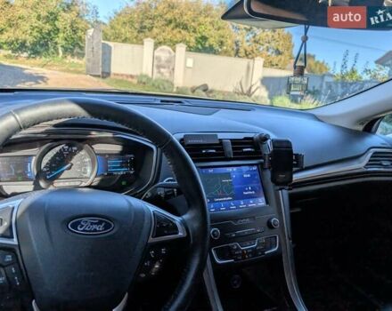 Белый Форд Фьюжн, объемом двигателя 2 л и пробегом 136 тыс. км за 16300 $, фото 13 на Automoto.ua
