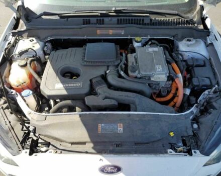 Форд Фьюжен 2019 у Львові на Automoto.ua Білий Форд Фьюжен, об'ємом двигуна 2 л та пробігом 52 тис. км за 2000 $, фото 10 на Automoto.ua