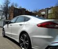 Білий Форд Фьюжен, об'ємом двигуна 2 л та пробігом 77 тис. км за 18300 $, фото 1 на Automoto.ua