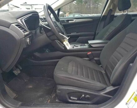 Білий Форд Фьюжен, об'ємом двигуна 2 л та пробігом 91 тис. км за 1300 $, фото 6 на Automoto.ua