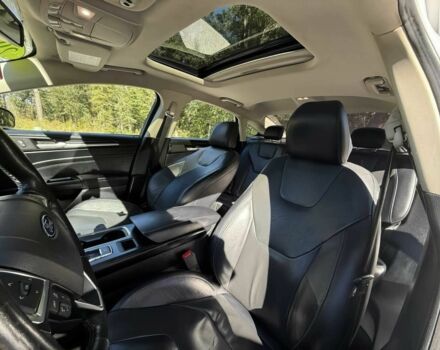 Білий Форд Фьюжен, об'ємом двигуна 2 л та пробігом 41 тис. км за 10400 $, фото 10 на Automoto.ua