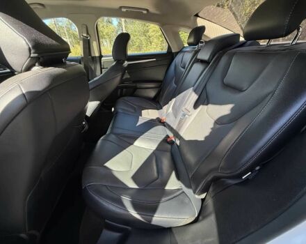 Белый Форд Фьюжн, объемом двигателя 2 л и пробегом 35 тыс. км за 4900 $, фото 12 на Automoto.ua