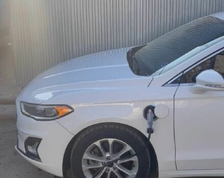 Форд Фьюжн 2020 в Одессе на Automoto.ua Белый Форд Фьюжн, объемом двигателя 2 л и пробегом 103 тыс. км за 21000 $, фото 3 на Automoto.ua