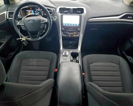 Білий Форд Фьюжен, об'ємом двигуна 2 л та пробігом 91 тис. км за 1300 $, фото 7 на Automoto.ua