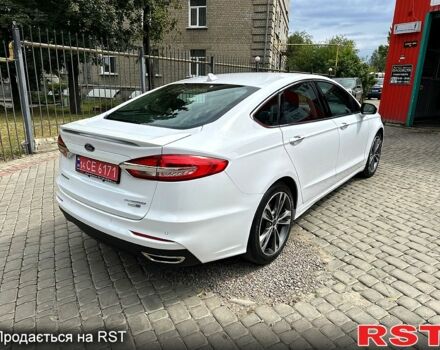 Форд Фьюжн 2020 в Первомайском на Automoto.ua Белый Форд Фьюжн, объемом двигателя 2 л и пробегом 119 тыс. км за 15500 $, фото 2 на Automoto.ua