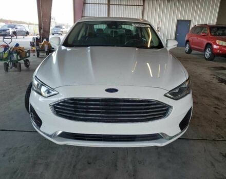 Білий Форд Фьюжен, об'ємом двигуна 1.5 л та пробігом 46 тис. км за 11000 $, фото 4 на Automoto.ua