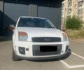 Білий Форд Фьюжен, об'ємом двигуна 0 л та пробігом 198 тис. км за 2005 $, фото 1 на Automoto.ua