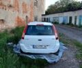 Белый Форд Фьюжн, объемом двигателя 1.4 л и пробегом 179 тыс. км за 1200 $, фото 9 на Automoto.ua
