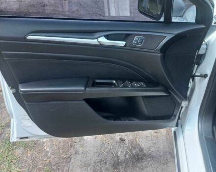 Білий Форд Фьюжен, об'ємом двигуна 2 л та пробігом 150 тис. км за 14500 $, фото 16 на Automoto.ua