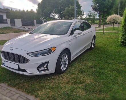 Белый Форд Фьюжн, объемом двигателя 0 л и пробегом 76 тыс. км за 10200 $, фото 3 на Automoto.ua