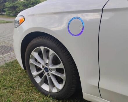 Белый Форд Фьюжн, объемом двигателя 0 л и пробегом 76 тыс. км за 10200 $, фото 2 на Automoto.ua