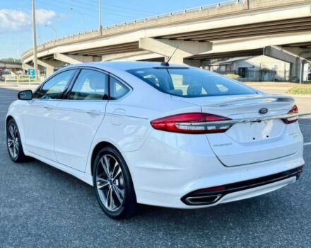 Белый Форд Фьюжн, объемом двигателя 2 л и пробегом 62 тыс. км за 2400 $, фото 3 на Automoto.ua