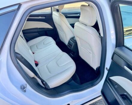 Белый Форд Фьюжн, объемом двигателя 2 л и пробегом 62 тыс. км за 2400 $, фото 12 на Automoto.ua