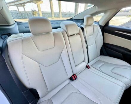 Белый Форд Фьюжн, объемом двигателя 2 л и пробегом 62 тыс. км за 2400 $, фото 11 на Automoto.ua