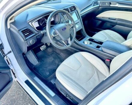 Белый Форд Фьюжн, объемом двигателя 2 л и пробегом 62 тыс. км за 2400 $, фото 9 на Automoto.ua