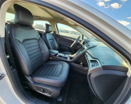 Білий Форд Фьюжен, об'ємом двигуна 2 л та пробігом 48 тис. км за 1450 $, фото 9 на Automoto.ua