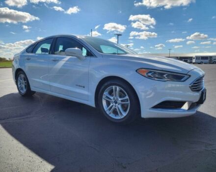 Білий Форд Фьюжен, об'ємом двигуна 2 л та пробігом 48 тис. км за 1450 $, фото 2 на Automoto.ua