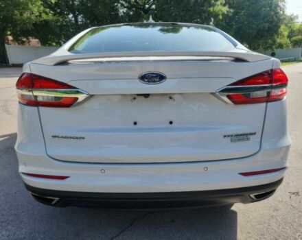 Белый Форд Фьюжн, объемом двигателя 2 л и пробегом 39 тыс. км за 4400 $, фото 5 на Automoto.ua