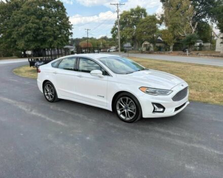 Форд Фьюжен 2019 у Києві на Automoto.ua Білий Форд Фьюжен, об'ємом двигуна 2 л та пробігом 41 тис. км за 4000 $, фото 2 на Automoto.ua