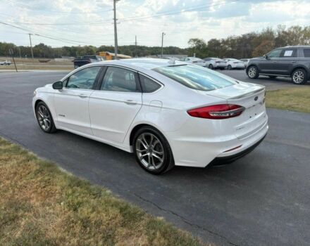 Форд Фьюжен 2019 у Києві на Automoto.ua Білий Форд Фьюжен, об'ємом двигуна 2 л та пробігом 41 тис. км за 4000 $, фото 6 на Automoto.ua