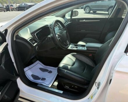 Форд Фьюжен 2019 у Києві на Automoto.ua Білий Форд Фьюжен, об'ємом двигуна 2 л та пробігом 41 тис. км за 4000 $, фото 9 на Automoto.ua