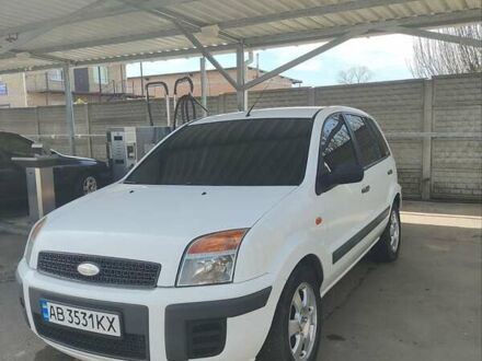 Форд Фьюжн 2008 в Казатине на Automoto.ua Белый Форд Фьюжн, объемом двигателя 1.39 л и пробегом 275 тыс. км за 4950 $, фото 1 на Automoto.ua