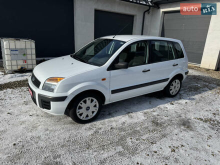 Белый Форд Фьюжн, объемом двигателя 1.4 л и пробегом 119 тыс. км за 5500 $, фото 1 на Automoto.ua