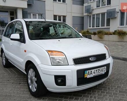 Білий Форд Фьюжен, об'ємом двигуна 0 л та пробігом 130 тис. км за 6900 $, фото 1 на Automoto.ua