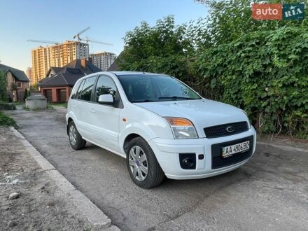 Білий Форд Фьюжен, об'ємом двигуна 1.39 л та пробігом 200 тис. км за 3600 $, фото 1 на Automoto.ua